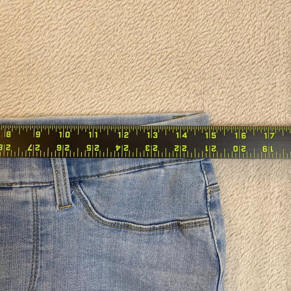 Judy Blue Womans Lincoln Mid‑Rise Pull‑On Skinny Jegging Size 9/29 Light Wash De - Picture 4 of 16